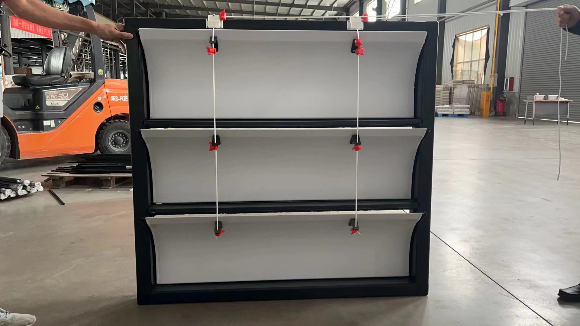 MULTI-TIER INLET