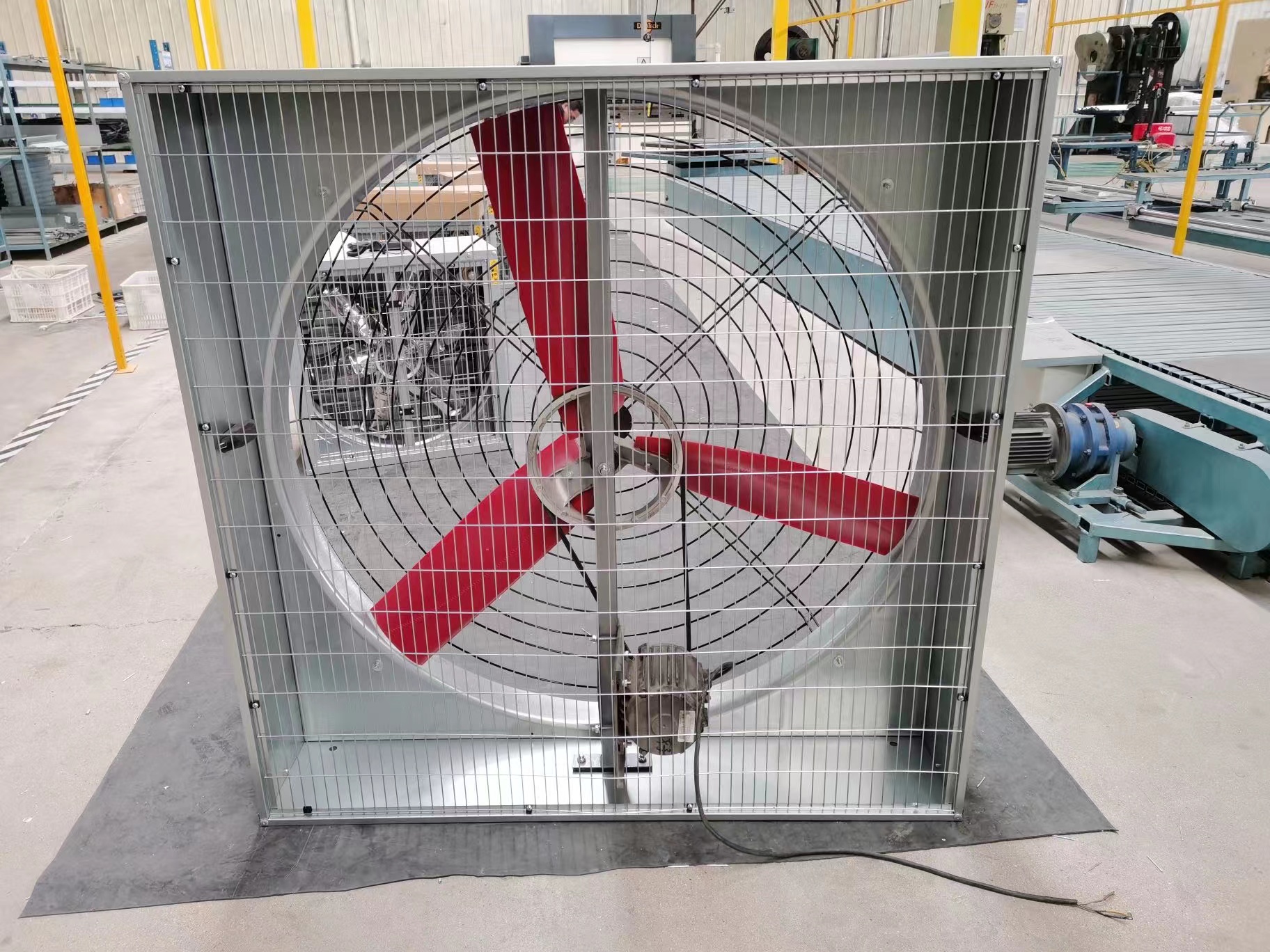 3 BLADES HANGING COW FAN