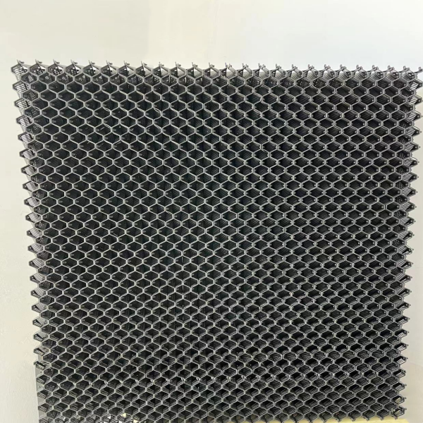Plastic Cooling Pad